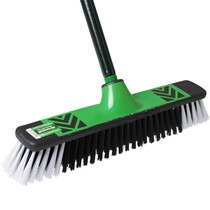 Vassoura tipo gari cepa plástica 40 cm com cabo 1,4 m - 38115 Vassoura tipo gari cepa plástica 40 cm com cabo 1,4 m - 38115