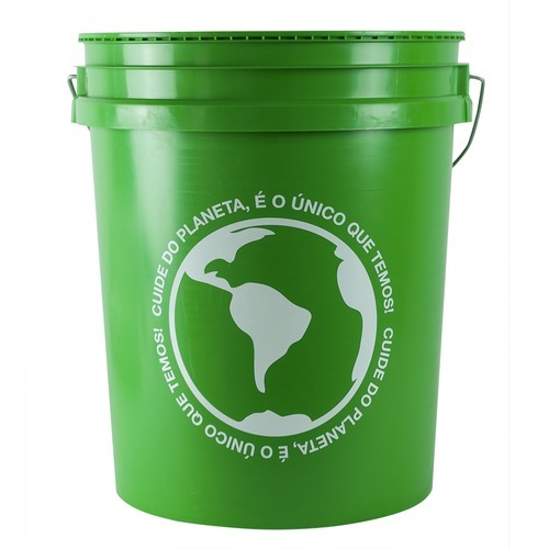 Balde multiuso com capacidade de 20 litros Balde multiuso com capacidade de 20 litros