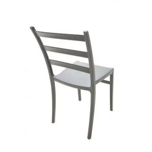 Cadeira Tramontina Isabelle em Polipropileno e Fibra de Vidro Preto de  Qualidade em Promoção