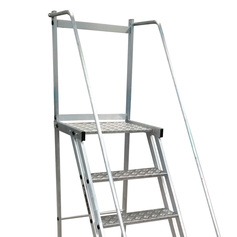 Escada plataforma de alumínio 1,75 m c/ 6 degraus + patamar