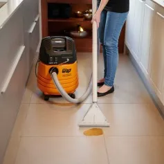 Extratora de carpete e Aspirador 25 litros 1.600 watts - Carpet Cleaner